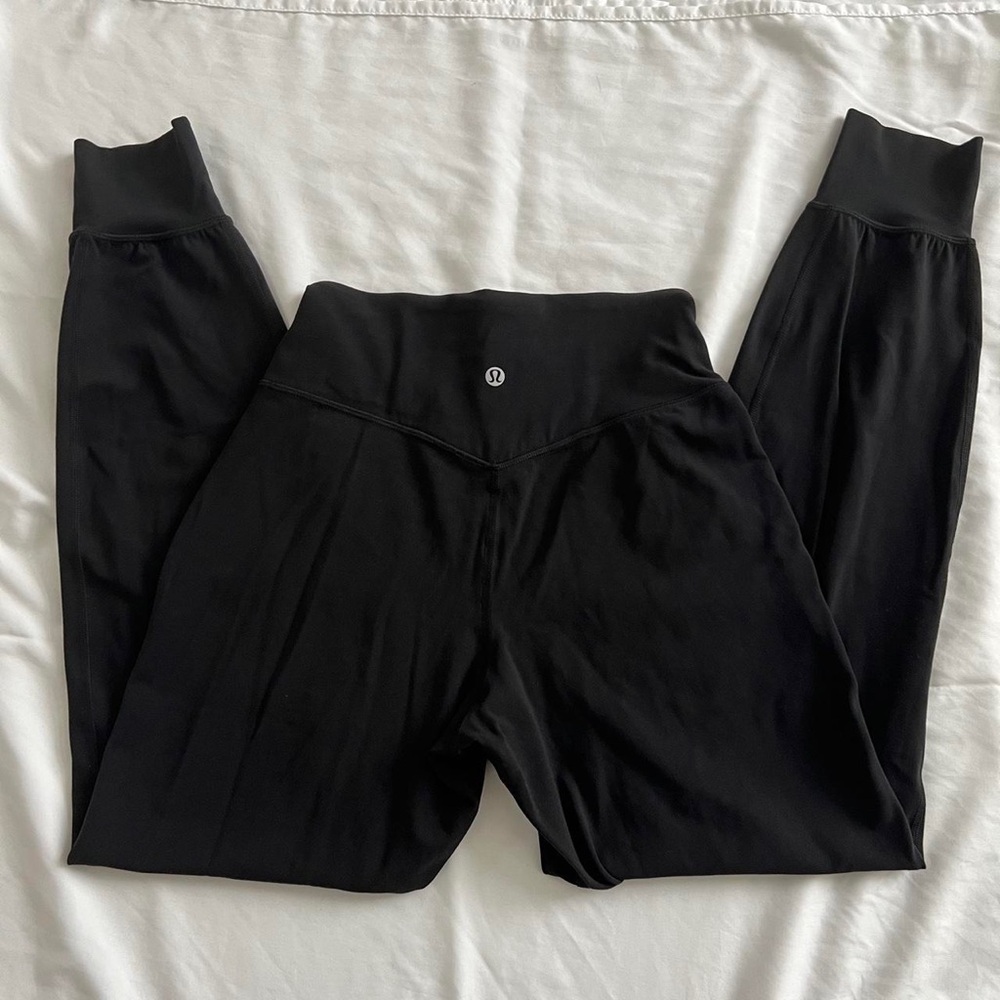 Lululemon Yoga Align High Rise Black Joggers size8  Women
